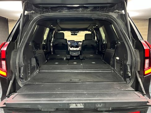 Used 2025 Ford Expedition Tremor AWD/4WD image 26