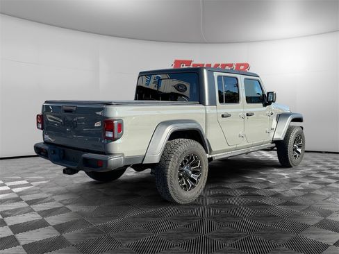 Used 2020 Jeep Gladiator Sport w/ Quick Order Package 24S image 5