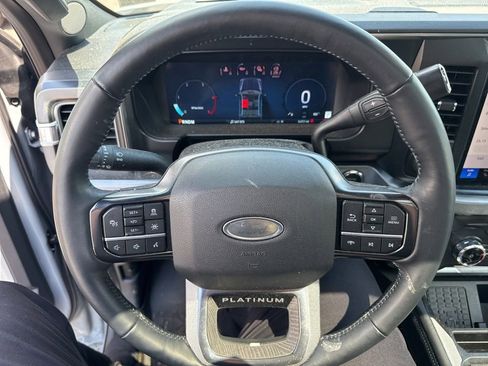 Used 2025 Ford F250 Platinum AWD/4WD image 13
