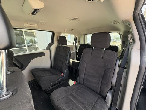 Used 2015 Dodge Grand Caravan SE w/ Quick Order Package 29E SE FWD image 24