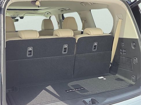 New 2026 Nissan Armada Platinum Reserve image 9