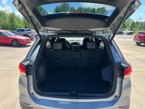 Used 2023 Chevrolet Equinox RS w/ RS Leather Package AWD/4WD image 9