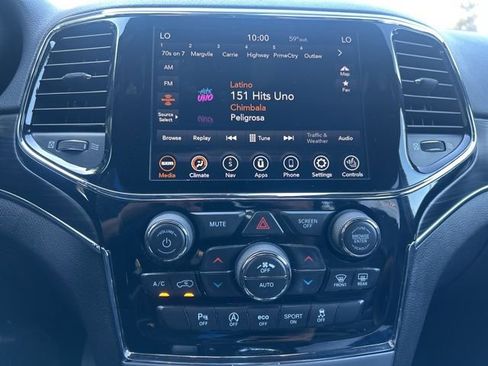 Used 2020 Jeep Grand Cherokee Limited w/ Trailer Tow Group IV image 11