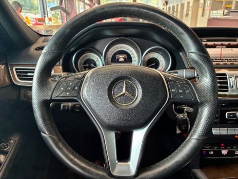 Used 2014 Mercedes-Benz E 350 4MATIC w/ Premium 1 Package image 18