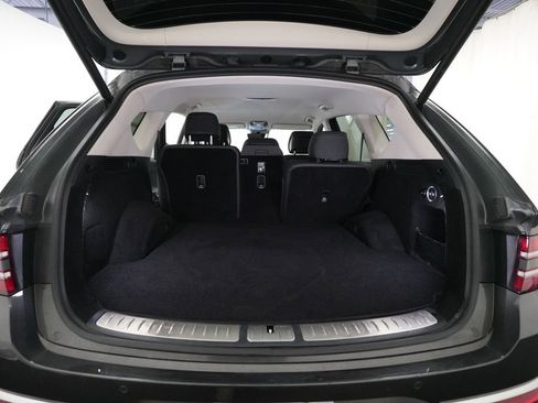 Used 2025 Genesis GV80 2.5T Standard image 10