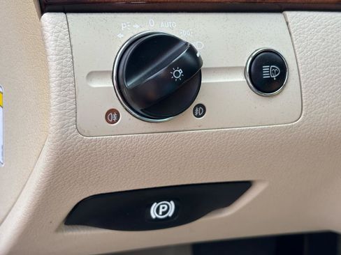Used 2006 Mercedes-Benz E 350 4MATIC Sedan image 18
