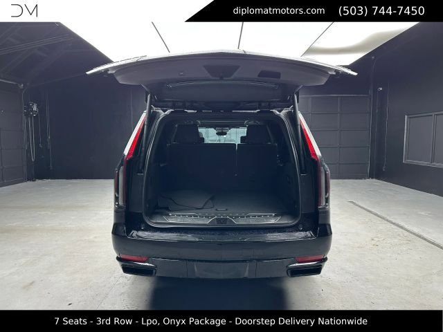 Used 2023 Cadillac Escalade ESV Sport Platinum w/ LPO, ONYX Package AWD/4WD image 43