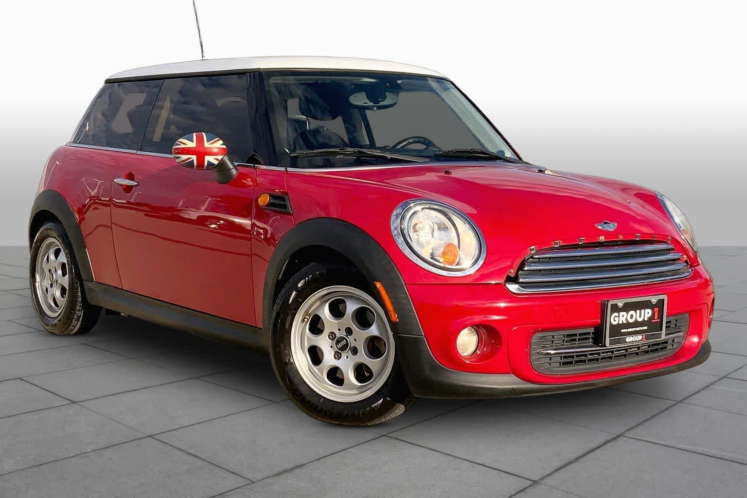 Used 2012 MINI Cooper Hardtop FWD image 2