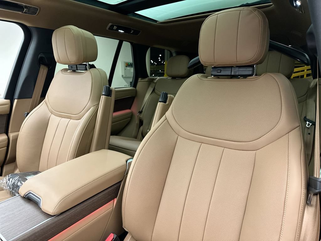 New 2026 Land Rover Range Rover SE AWD/4WD image 10