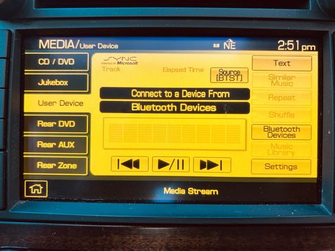 Used 2010 Ford Expedition Limited image 33