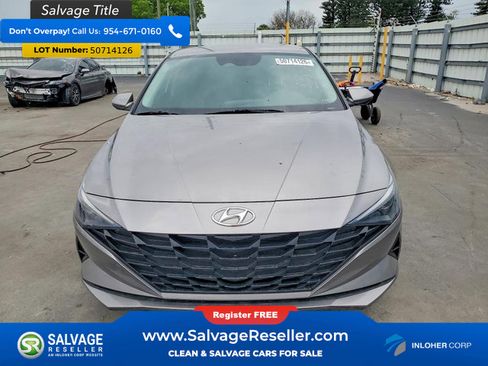 Used 2022 Hyundai Elantra SEL FWD image 7