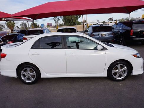 Used 2011 Toyota Corolla S image 5