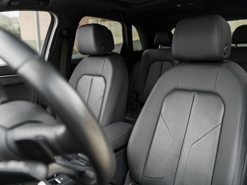 Certified 2024 Audi Q3 2.0T Premium AWD/4WD image 19