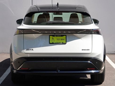 Used 2024 Nissan Ariya FWD image 46