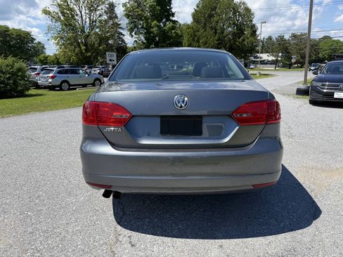 Used 2014 Volkswagen Jetta S FWD image 4