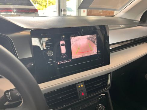Certified 2025 Volkswagen Taos S FWD image 14