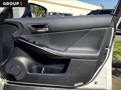 Certified 2024 Lexus IS 300 w/ Comfort Package image 19