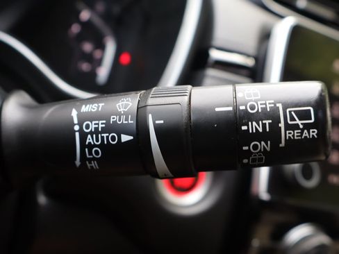 Used 2017 Honda CR-V Touring image 33