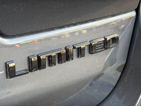 New 2025 Jeep Grand Cherokee Limited w/ Luxury Tech Group II image 9