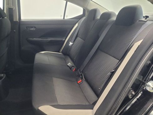 Used 2021 Nissan Versa SV image 18