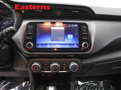 Used 2024 Nissan Kicks SV FWD image 12