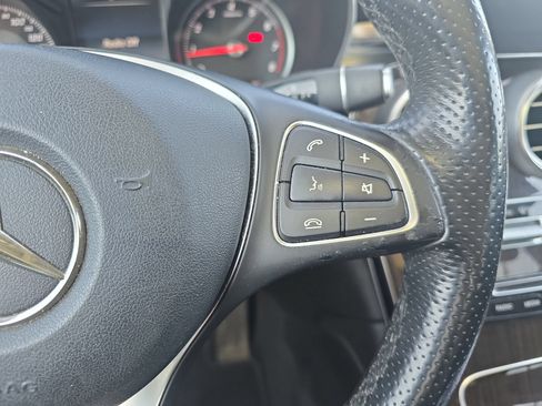 Used 2016 Mercedes-Benz GLC 300 4MATIC image 18