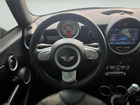 Used 2009 MINI Cooper John Cooper Works FWD image 25