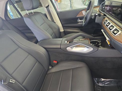 Certified 2025 Mercedes-Benz GLE 350 4MATIC image 11