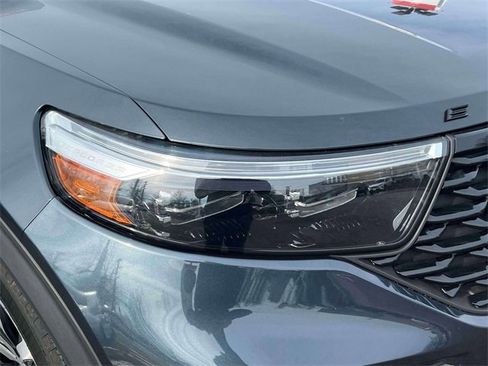 Used 2022 Ford Explorer ST-Line image 12