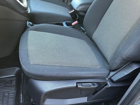 Used 2019 Ford Transit Connect XL image 11