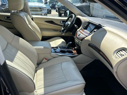 Used 2018 INFINITI QX60 Luxe w/ Deluxe Technology Package AWD/4WD image 32