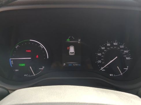 Used 2022 Toyota Sienna XLE image 21