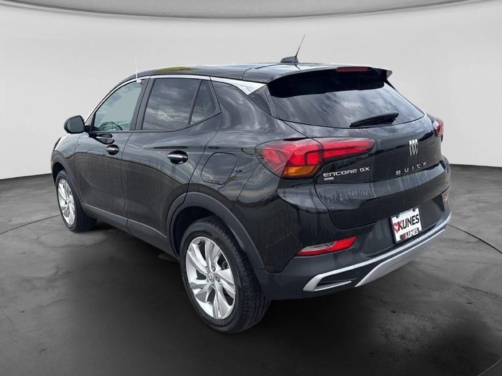 Used 2025 Buick Encore GX Preferred AWD/4WD image 9
