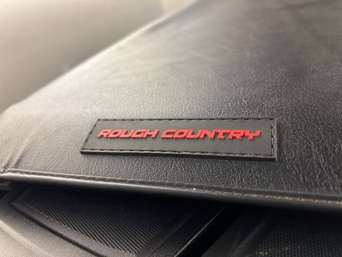 Used 2023 GMC Sierra 1500 SLT image 36