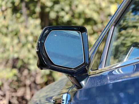 New 2026 GMC Yukon Denali w/ Sun & Power Step Package image 7