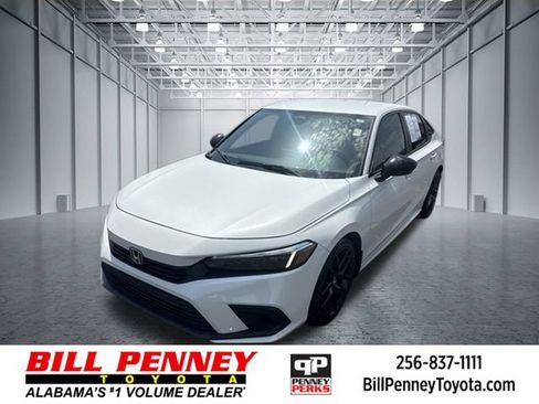 Used 2023 Honda Civic Sport image 1