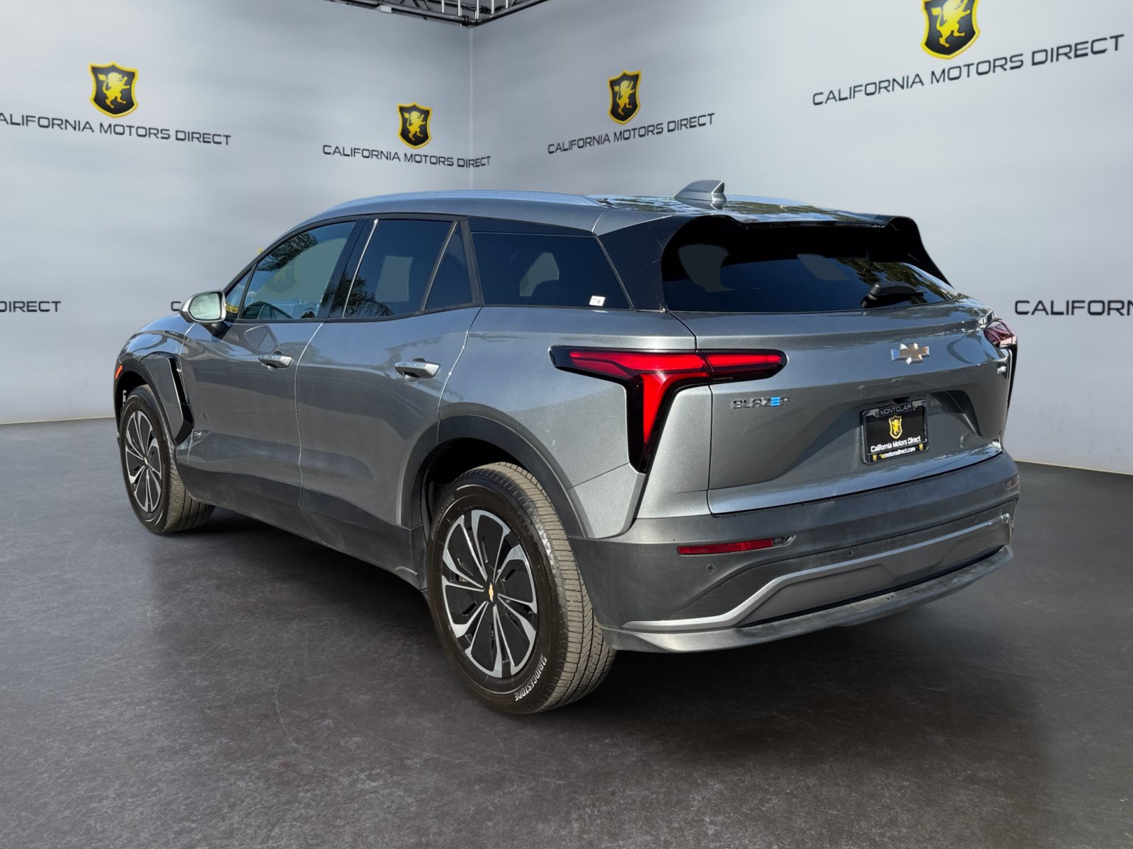 Used 2024 Chevrolet Blazer EV LT AWD/4WD image 3