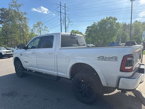 Used 2021 RAM 2500 Laramie w/ Night Edition image 8