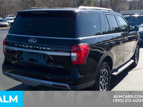 Used 2024 Ford Expedition XLT image 6