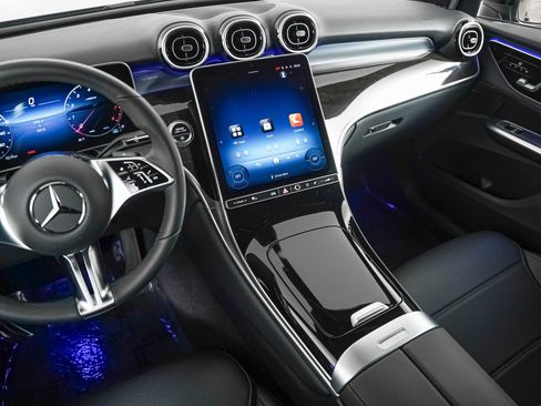 Certified 2026 Mercedes-Benz GLC 300 image 14