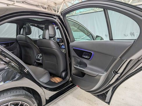 Used 2025 Mercedes-Benz C 300 4MATIC Sedan image 15