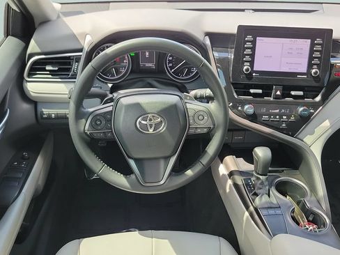Certified 2023 Toyota Camry SE w/ Convenience Package FWD image 11