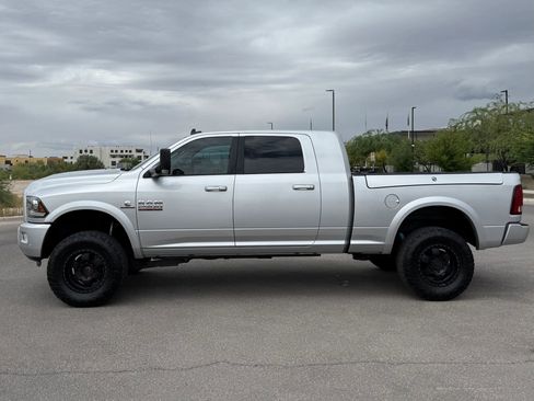 Used 2018 RAM 2500 Laramie w/ Sport Appearance Group AWD/4WD image 5