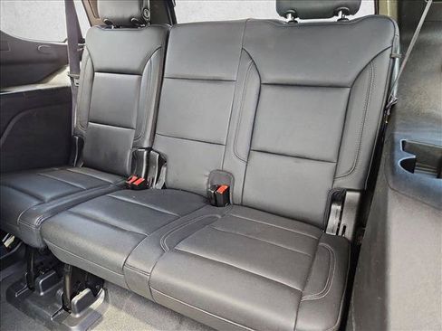 Used 2021 Chevrolet Tahoe LT w/ LT Signature Plus Package RWD image 21