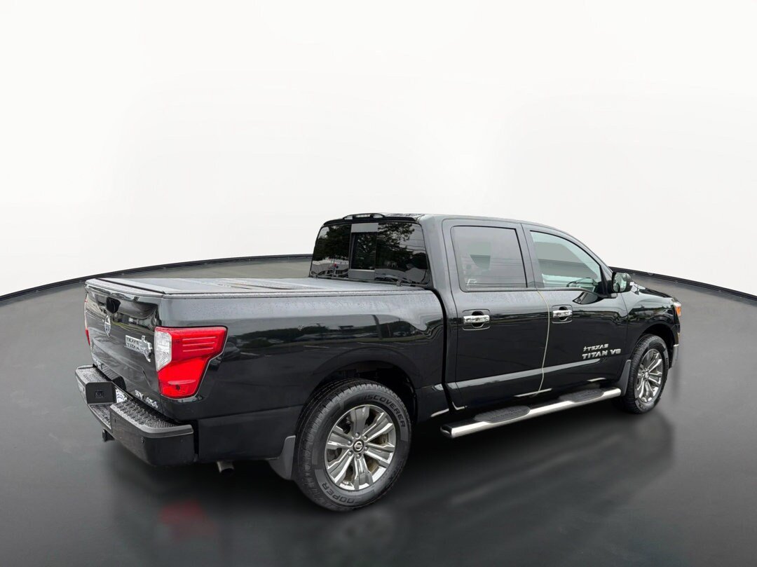 Used 2019 Nissan Titan SV w/ SV Convenience Package AWD/4WD image 6
