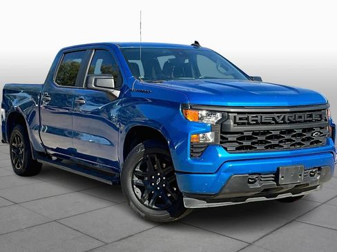 Used 2022 Chevrolet Silverado 1500 Custom w/ LPO, Dark Essentials Package image 3