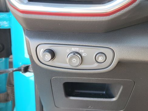 Used 2021 Chevrolet TrailBlazer RS w/ Convenience Package image 20