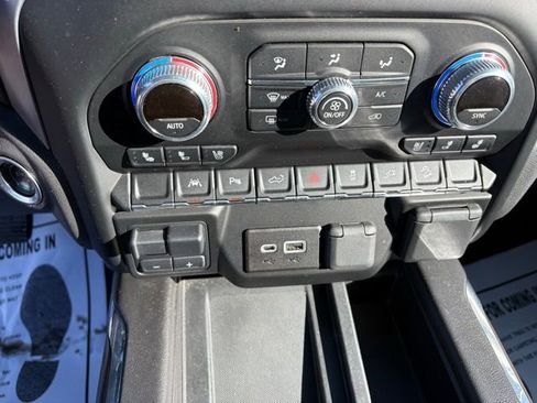 Used 2022 GMC Sierra 1500 SLT w/ SLT Premium Plus Package image 21