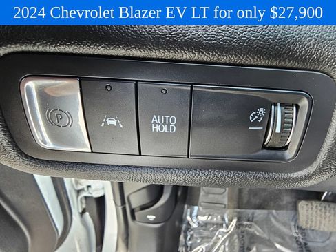 Used 2024 Chevrolet Blazer EV LT AWD/4WD image 23