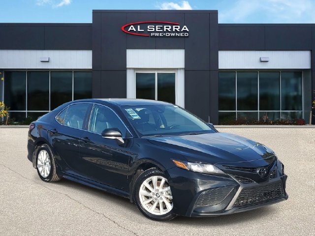 Used 2024 Toyota Camry SE FWD image 1